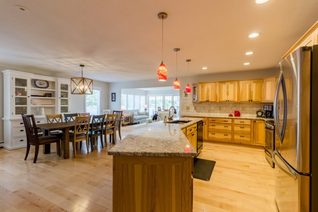 188 Cannes-100 (Medium)